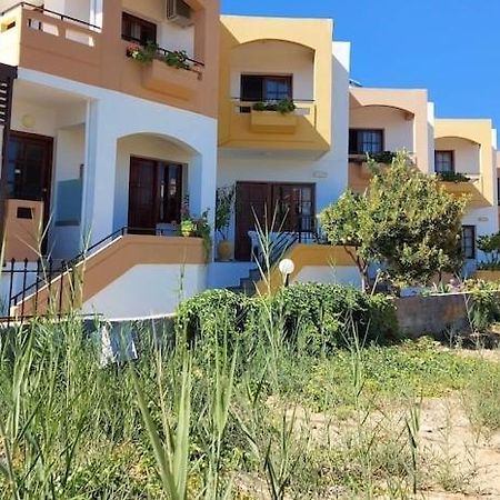 Menelaos Apartments ダラトソ エクステリア 写真