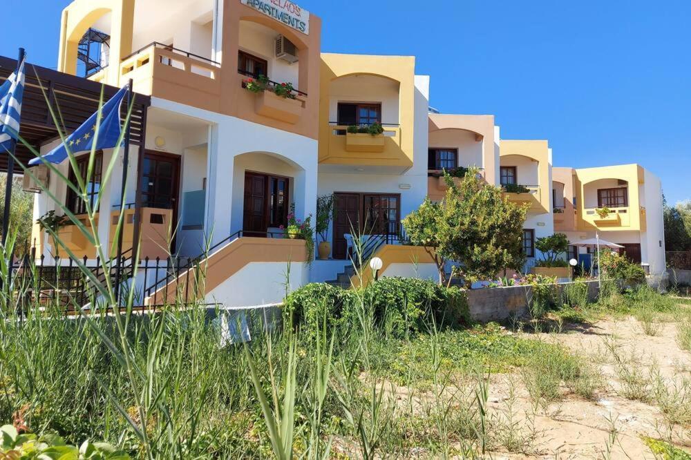 Menelaos Apartments ダラトソ エクステリア 写真